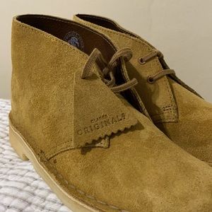 Clarks Suede Desert Boot - NEW